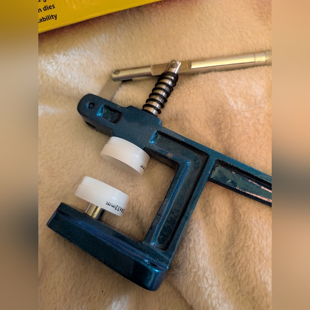 Watch Case Press Tool - Picture 2 of 6